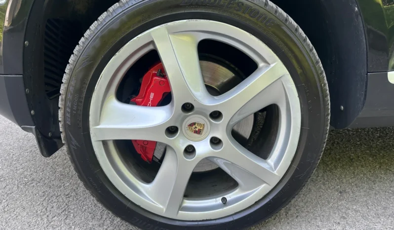 
								Porsche Cayenne Turbo full									