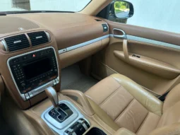 
										Porsche Cayenne Turbo full									