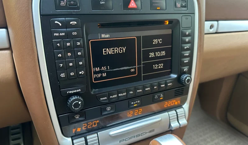 
								Porsche Cayenne Turbo full									