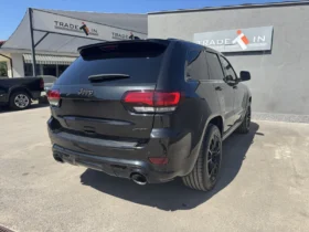Jeep Grand cherokee SRT 6.4L V8 Hem