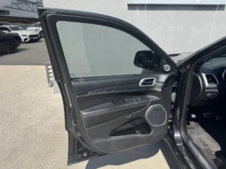 
										Jeep Grand cherokee SRT 6.4L V8 Hem full									