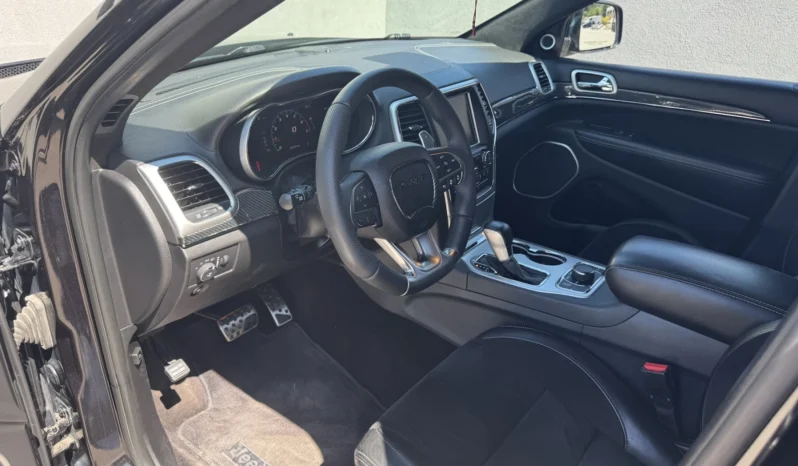 
								Jeep Grand cherokee SRT 6.4L V8 Hem full									