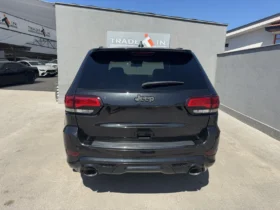 Jeep Grand cherokee SRT 6.4L V8 Hem