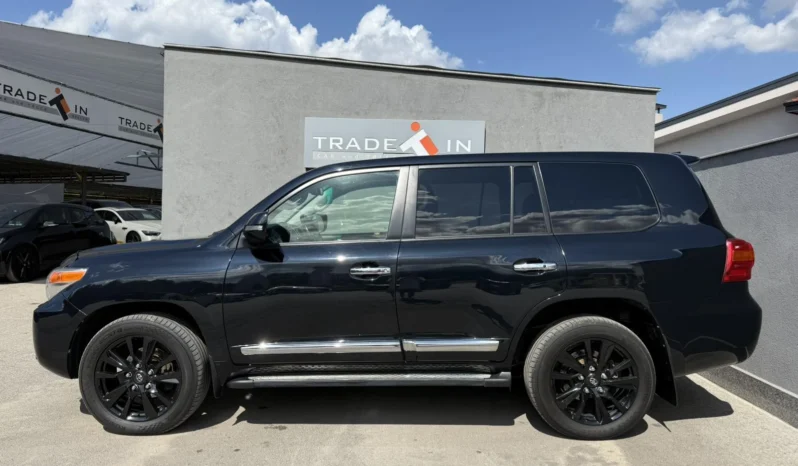 
								Toyota Land cruiser 4.5L D4-D full									