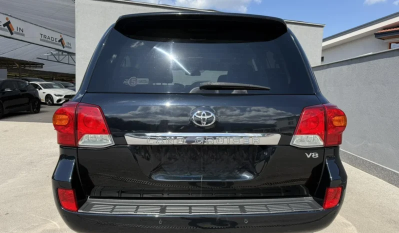 
								Toyota Land cruiser 4.5L D4-D full									