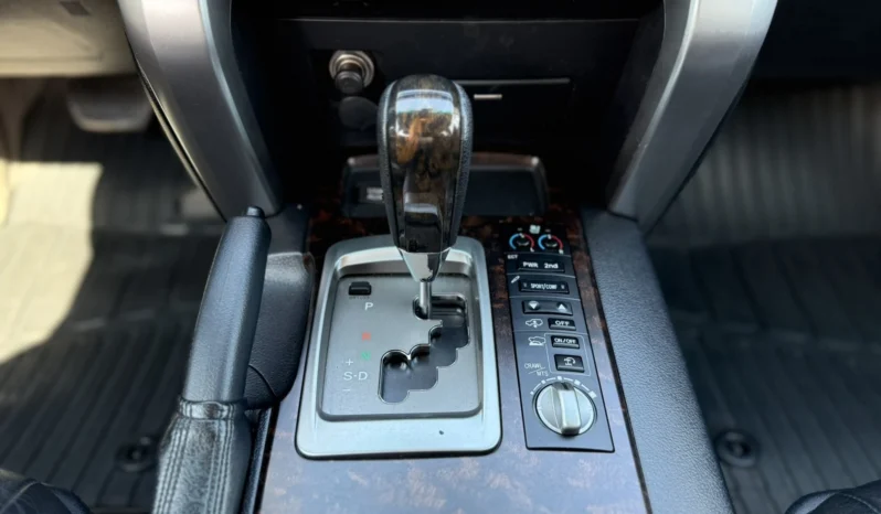 
								Toyota Land cruiser 4.5L D4-D full									