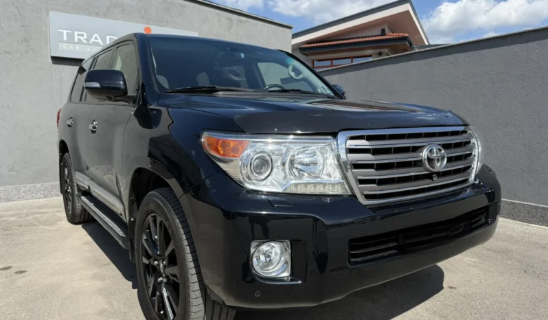 
								Toyota Land cruiser 4.5L D4-D full									