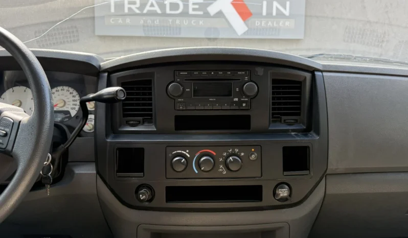 
								Dodge RAM 2500 5.9L ST QUAD CAB HEAVY DUTY full									