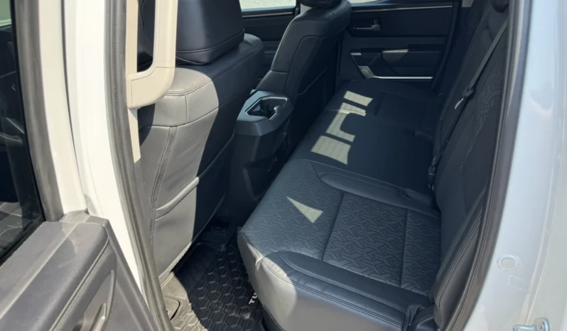 
								Toyota Tundra 3.5L LIMITED AWD DOUBLE CAB LONG BED full									