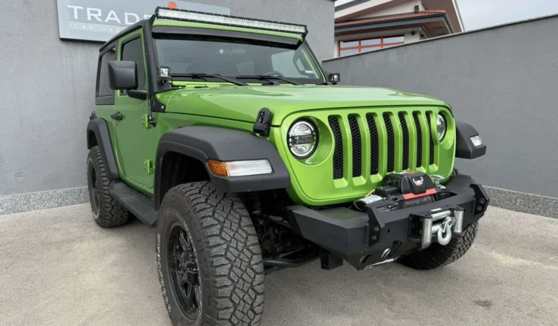 
								Jeep Wrangler SPORT 2.0l full									
