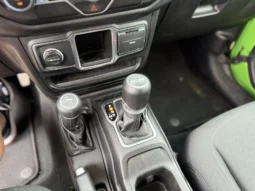 
										Jeep Wrangler SPORT 2.0l full									