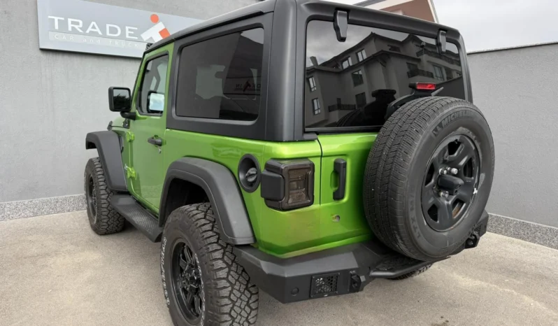 
								Jeep Wrangler SPORT 2.0l full									