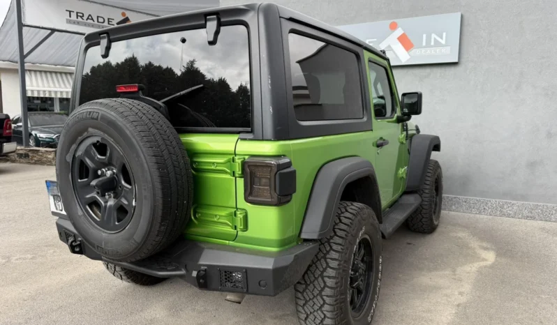 
								Jeep Wrangler SPORT 2.0l full									