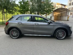 
										Mercedes-Benz GLA 45 AMG full									