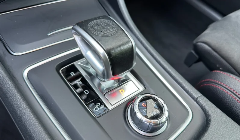 
								Mercedes-Benz GLA 45 AMG full									
