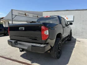 Toyota Tundra 5.7L V8 CREW MAX AWD FACELIFT