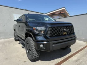 Toyota Tundra 5.7L V8 CREW MAX AWD FACELIFT