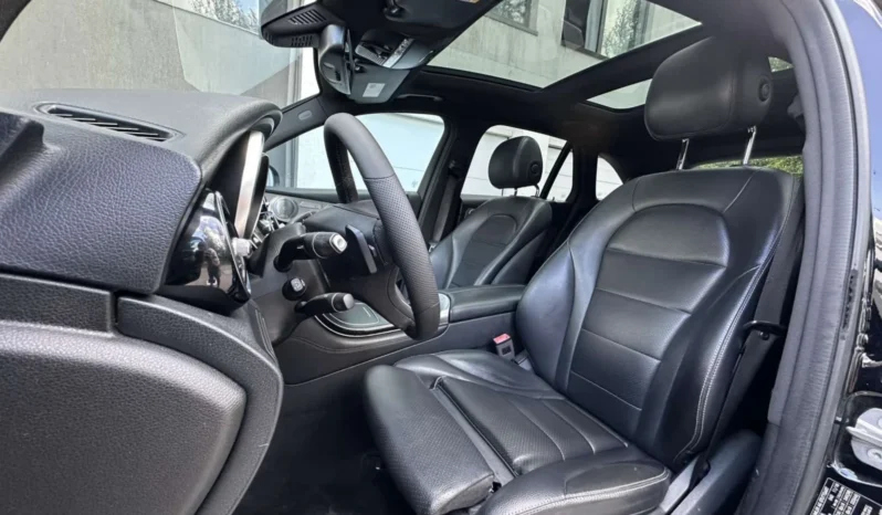 
								Mercedes-Benz GLC 350 e / Plug-in Hybrid full									