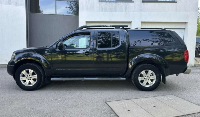 
								Nissan Navara 2.5DCI / HARD TOP full									