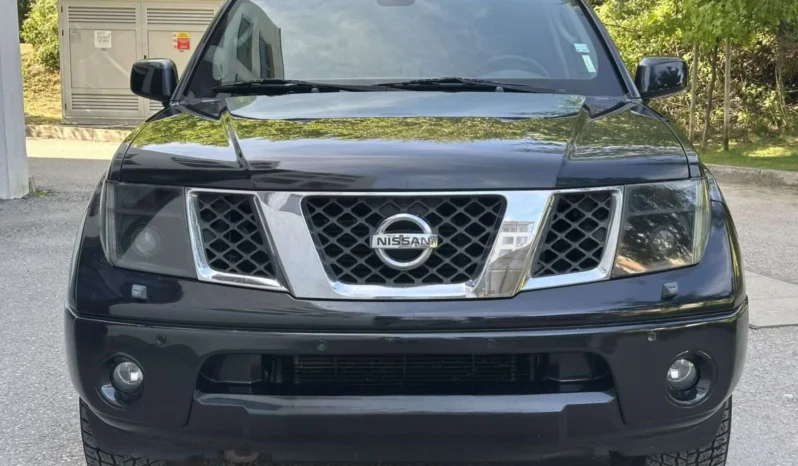 
								Nissan Navara 2.5DCI / HARD TOP full									