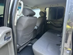 
										Nissan Navara 2.5DCI / HARD TOP full									