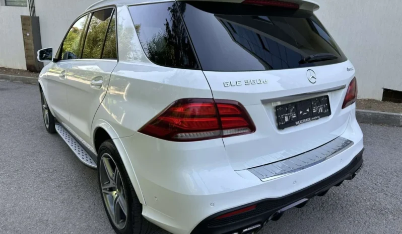 
								Mercedes-Benz GLE 350 4-MATIC / AMG OPTIC / 360 КАМЕРИ full									