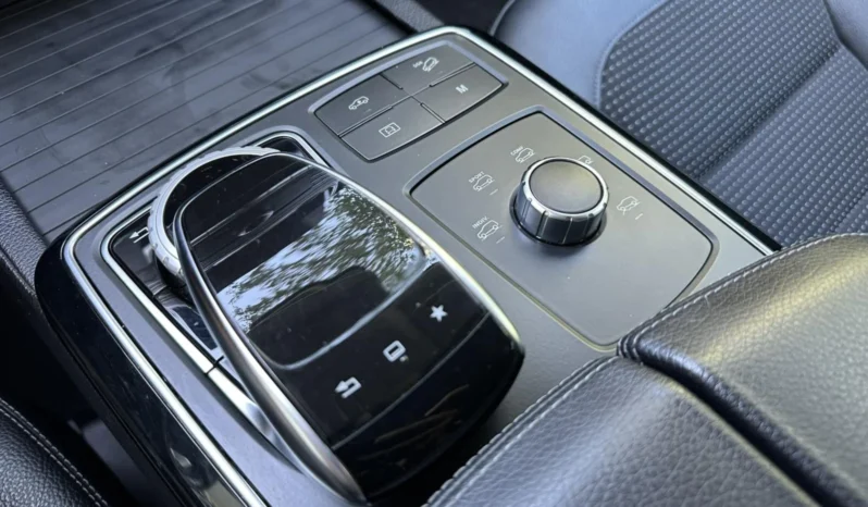 
								Mercedes-Benz GLE 350 4-MATIC / AMG OPTIC / 360 КАМЕРИ full									