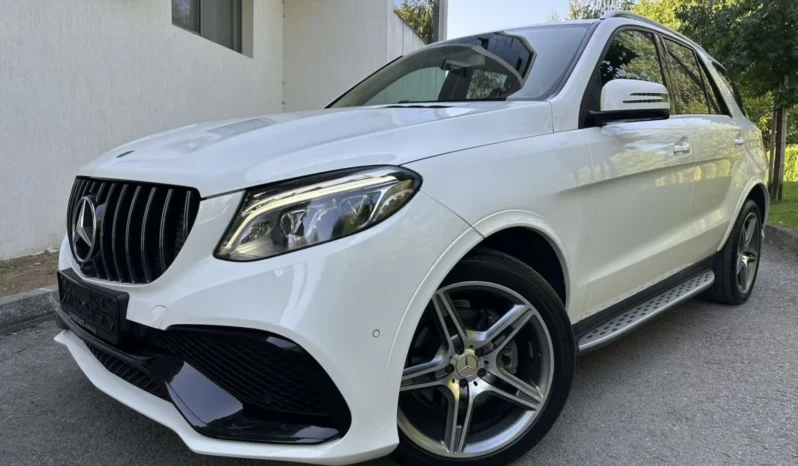 
								Mercedes-Benz GLE 350 4-MATIC / AMG OPTIC / 360 КАМЕРИ full									