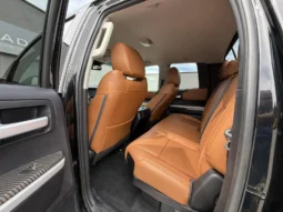 
										Toyota Tundra 5.7L DOUBLE CAB AWD full									