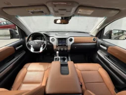 
										Toyota Tundra 5.7L DOUBLE CAB AWD full									