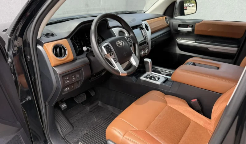 
								Toyota Tundra 5.7L DOUBLE CAB AWD full									