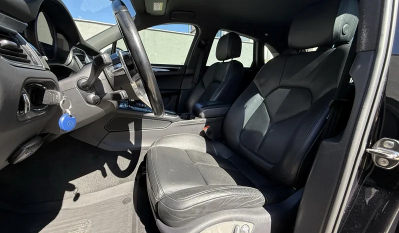 
								Porsche Macan S 3.0L V6 full									