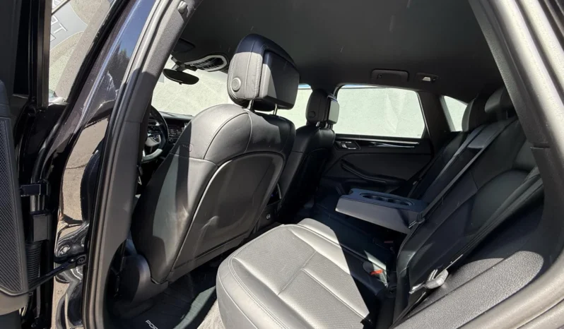 
								Porsche Macan S 3.0L V6 full									