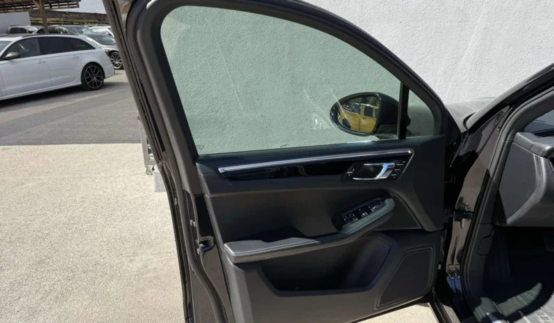 
								Porsche Macan S 3.0L V6 full									