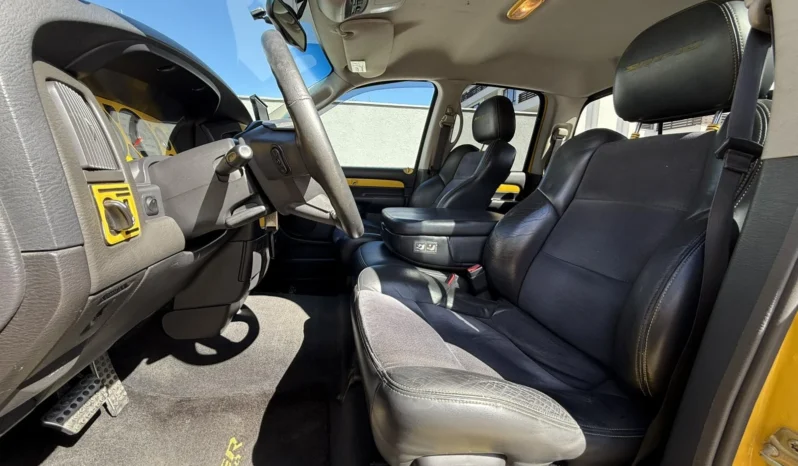 
								Dodge RAM 1500 SRT 10 VIPER POWERED 8.3L QUAD CAB full									
