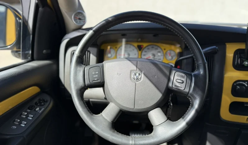 
								Dodge RAM 1500 SRT 10 VIPER POWERED 8.3L QUAD CAB full									