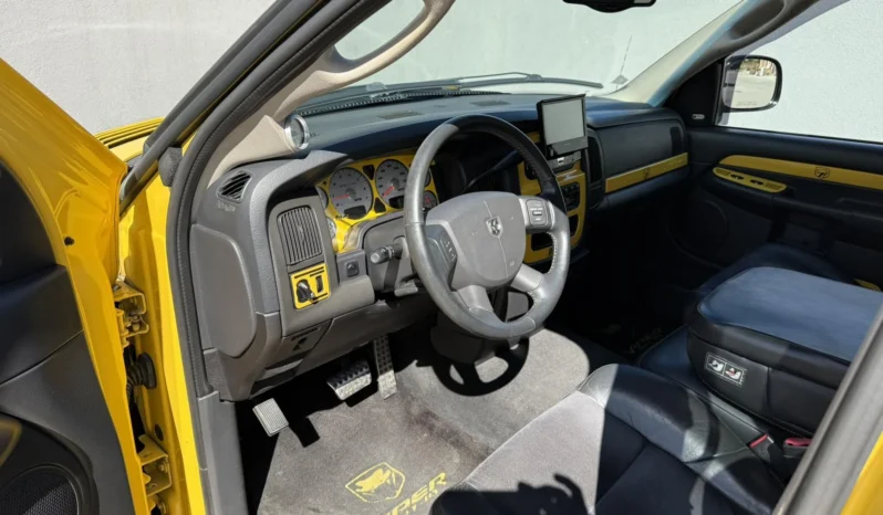 
								Dodge RAM 1500 SRT 10 VIPER POWERED 8.3L QUAD CAB full									