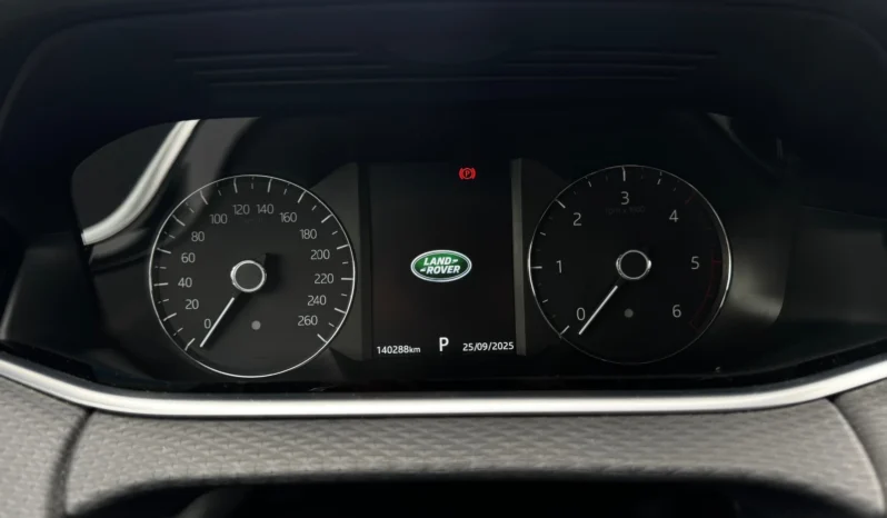 
								Land Rover Range Rover Evoque Facelift 2.0d AWD Santorini Black full									