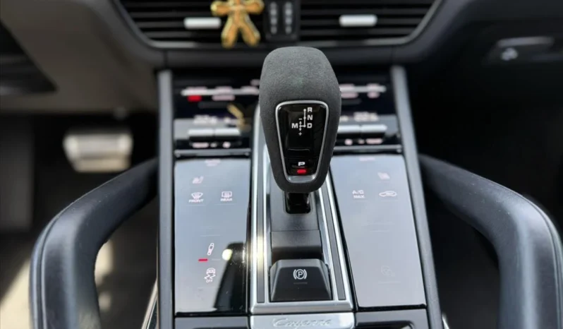
								Porsche Cayenne TURBO COUPE full									