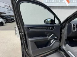 
										Porsche Cayenne TURBO COUPE full									