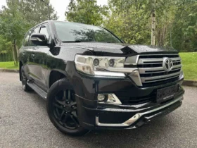 Toyota Land cruiser 200 / 4.5D / FACE 2020