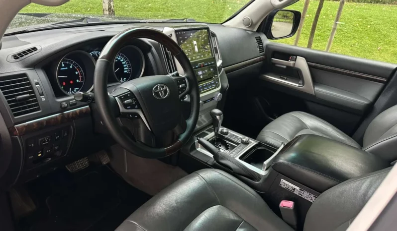 
								Toyota Land cruiser 200 / 4.5D / FACE 2020 full									