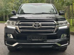 
										Toyota Land cruiser 200 / 4.5D / FACE 2020 full									