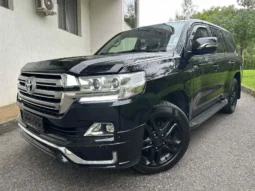 
										Toyota Land cruiser 200 / 4.5D / FACE 2020 full									