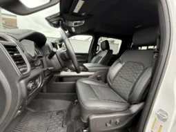 
										Dodge RAM 1500 5.7L ЦЕНА ПРИ ЗАПИТВАНЕ full									