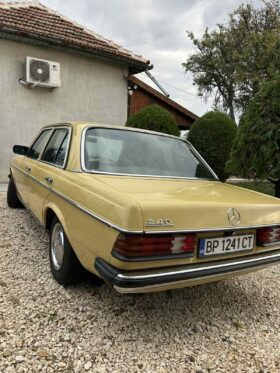 Mercedes 240D
