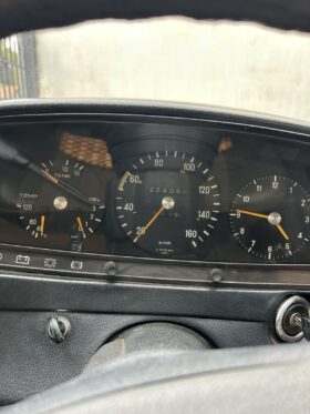 Mercedes 240D