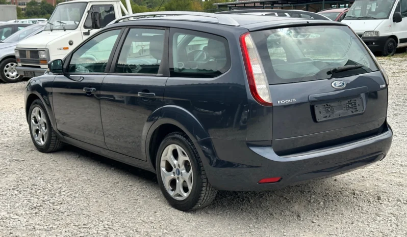 
								Ford Focus 1.6TDCI full									