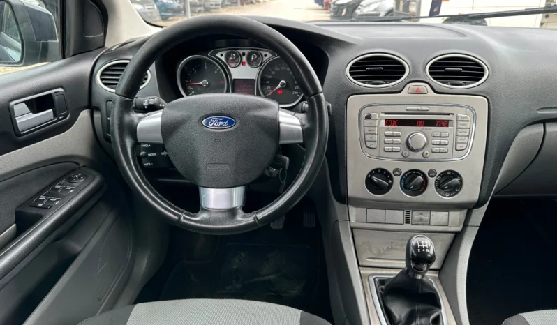 
								Ford Focus 1.6TDCI full									