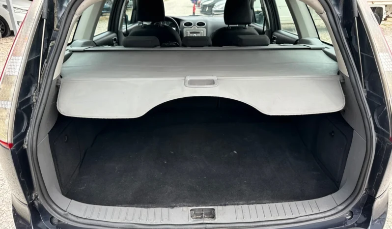 
								Ford Focus 1.6TDCI full									